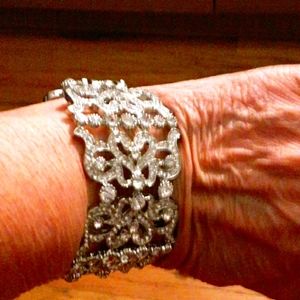 Stone adjustable bracelet